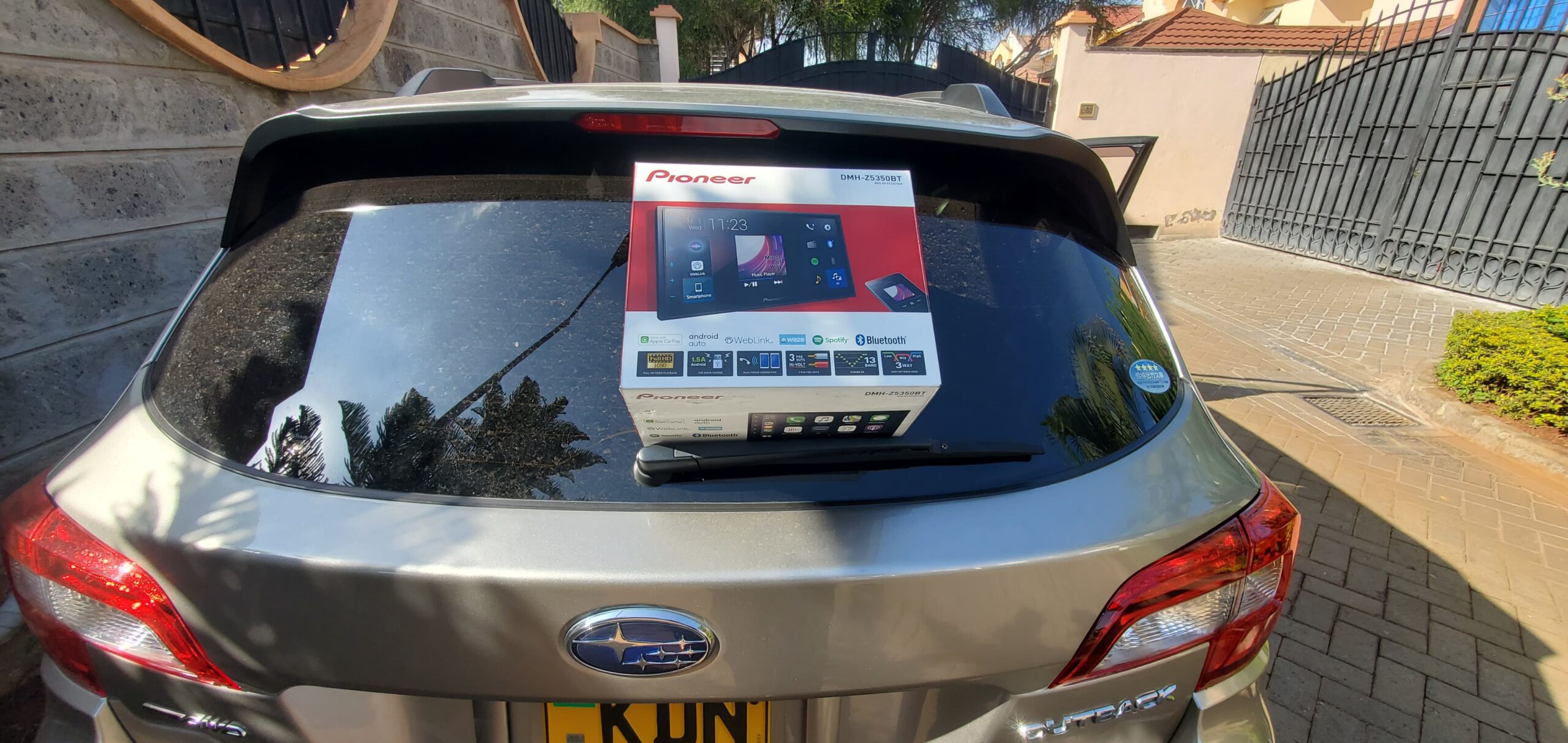 Subaru Outback Apple Carplay Android Auto Pioneer DMH-Z5350BT offer