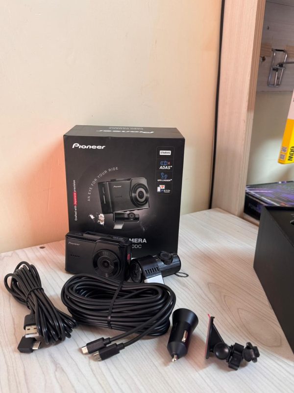 Pioneer VREC-H520DC Front & Rear Dash Camera - Image 2